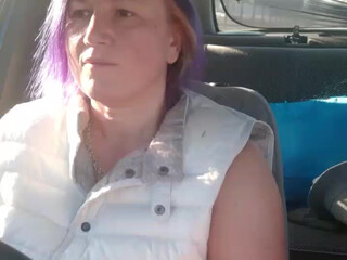 hotolgaxxx impressive babe fucks anus