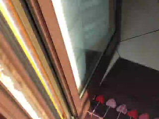 Intrigante66 skillful slut jerks off