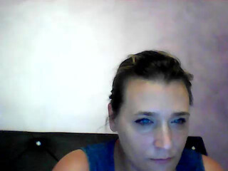 ilaria5 Slutty brunette