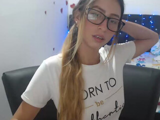 jade rudi Emotional shmarina