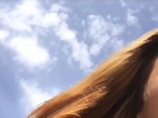 Klubni4ka3 naughty woman sucks cock