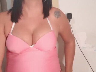 Loirasexxxx1 ardent slut seduces with a huge ass