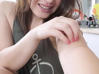 Madeline95 crazy girl plows pussy with phallus