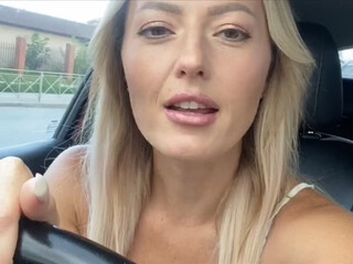 Malinamix crazy chick caresses natural tits