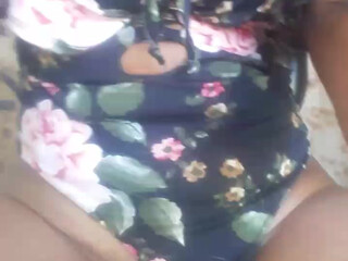 Morenajanmbo sexy doll squeezes shaved holes