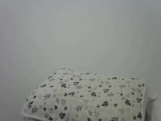 Patriciamour shows off her milking