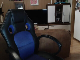 Redqueen8 Tanned blonde