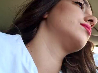 riley88 cheeky busty bitch