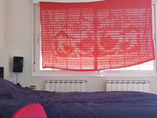 sensualtania i forgot to close the fries and turn on private e