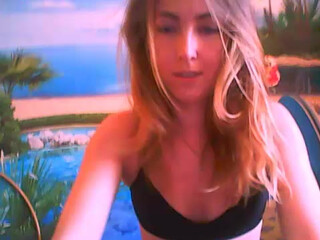 sexladdy naughty brunette fucks with a dildo