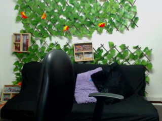 sharon3horn3 Bitch in heels