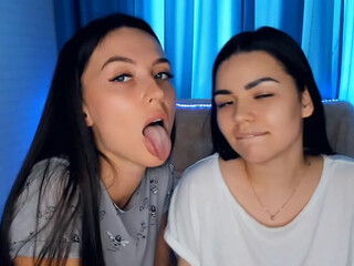 Sheena667 Solo caresses