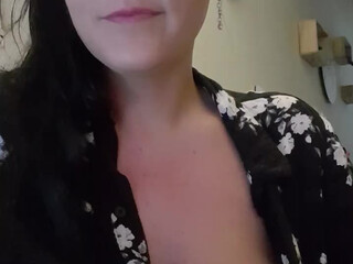 sonia4999 relaxed yoke luxuriously work with pussy