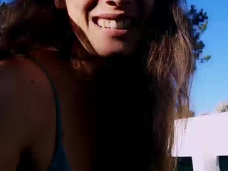 sweetalegra beauty is resting with pussy