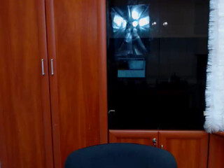 Tani nita hot blonde girl masturbates cunt