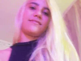 Tokyoparis loves to put fingers in forbidden places