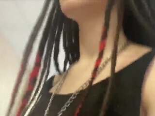 Treshgirls Black haired bitch