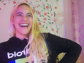 tokyoparis cute women and have fun in private e