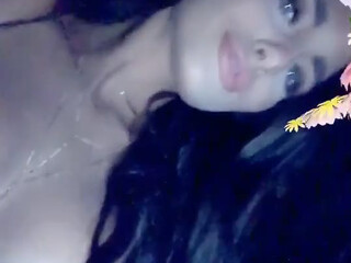 naomiwoods Adorable curva
