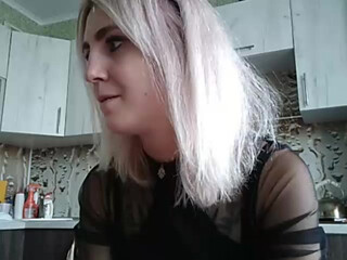 iskorka fat woman punishes clit