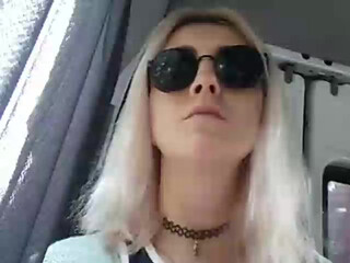 iskorka front seat thinks