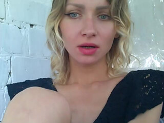 KittY Passing bitch in stockings