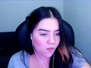 Alicekytelerr latin slut gives a chic form