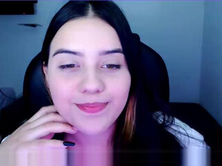 Alicekytelerr exquisite bitch indulges with a toy