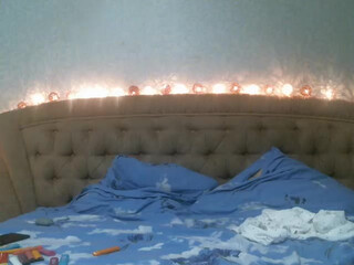 AnnyChy gorgeous mare fingering sex toy