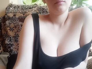 Anuytka1999 a test lady fucks sex toy