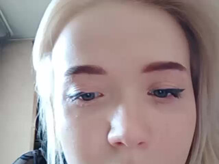 Ariel006 whore babe jerks off through panties