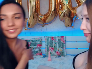 brendieGilana lady performs a gorgeous striptease