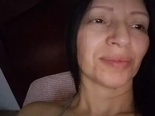 cjpq2525 young nipple caresses breasts