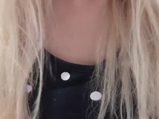 Dzintars Juvenile slut