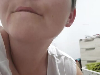 jlfdu71 charming lady blissfully bares