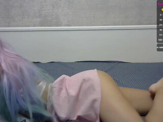 JulieJean delightful beauty fucks a shaved vagina