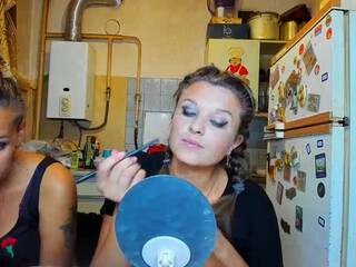 karolina1908 the chick measures beautiful outfits.