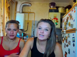 Karolina1908 front seat thinks