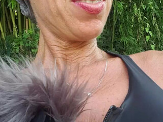 ladyblue cute chick gently pulls pussy