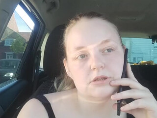 Larasexgirl busty milf - deliciously jerking her pussy