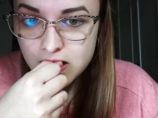 Lenli crazy latina knees shaved holes