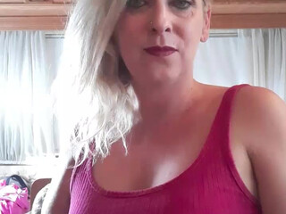 liliesoft young sluts dance striptease