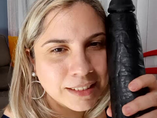 Maria4you2 gorgeous babe fucks her shaved pussy