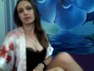 MorningDew seductive babe masturbates shaved cunt