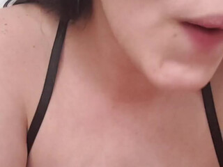 Natasha6 loves to masturbate standing cancer