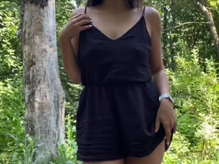 Olka008 puts his fingers in the ass