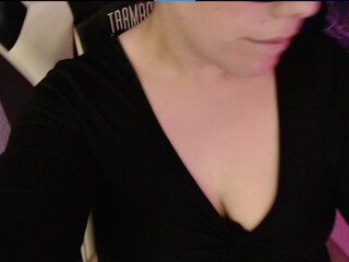 Sensualminx busty kitty sucking penis