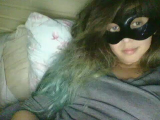 Soulstrippe1 busty chick caresses shaved foil