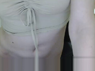 Topofeurope fucks herself in red dildo