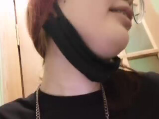 Yaeclipseee thick blonde body masturbates pussy